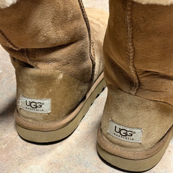 UGG Classic Tall Boots Chestnut Sheepskin Lined Pre-Owned 9 - Picture 11 of 16